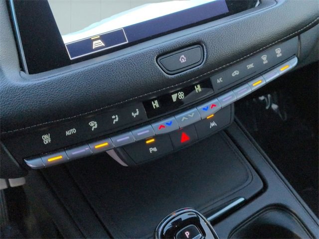 Used 2023 Cadillac XT4 Premium Luxury image 18