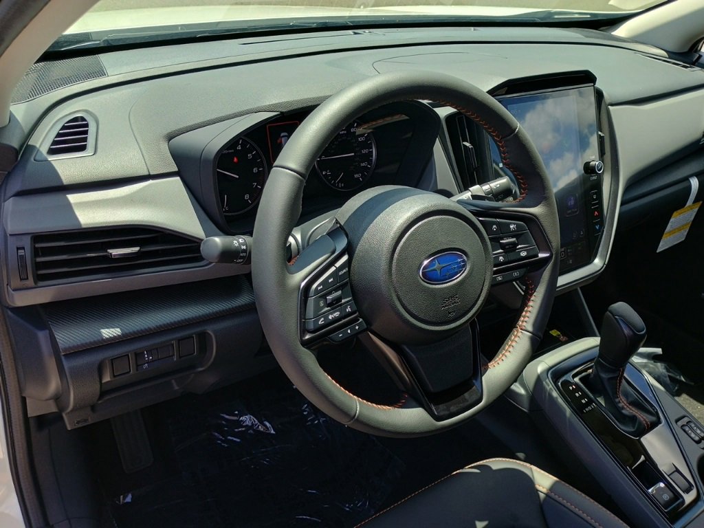 New 2025 Subaru Crosstrek 2.5i Limited w/ Popular Package #3A image 9