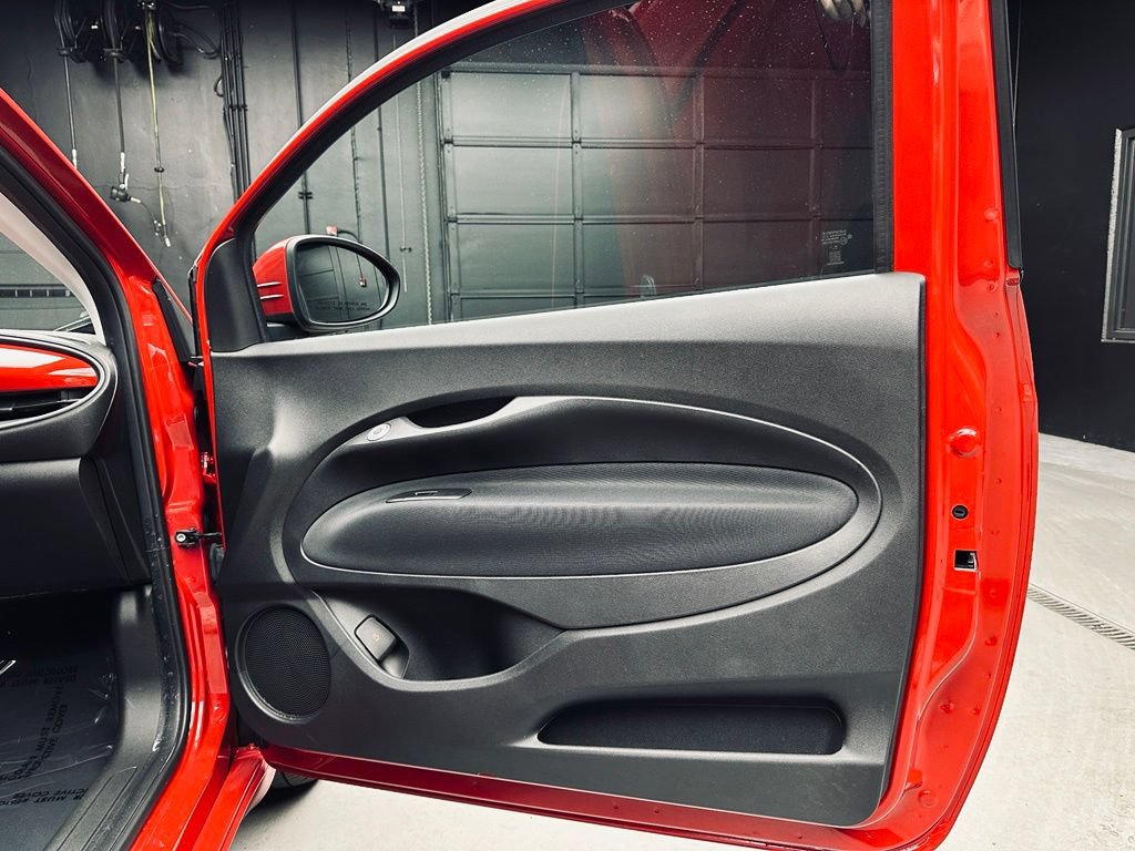 Used 2024 FIAT 500 e (RED) FWD image 18