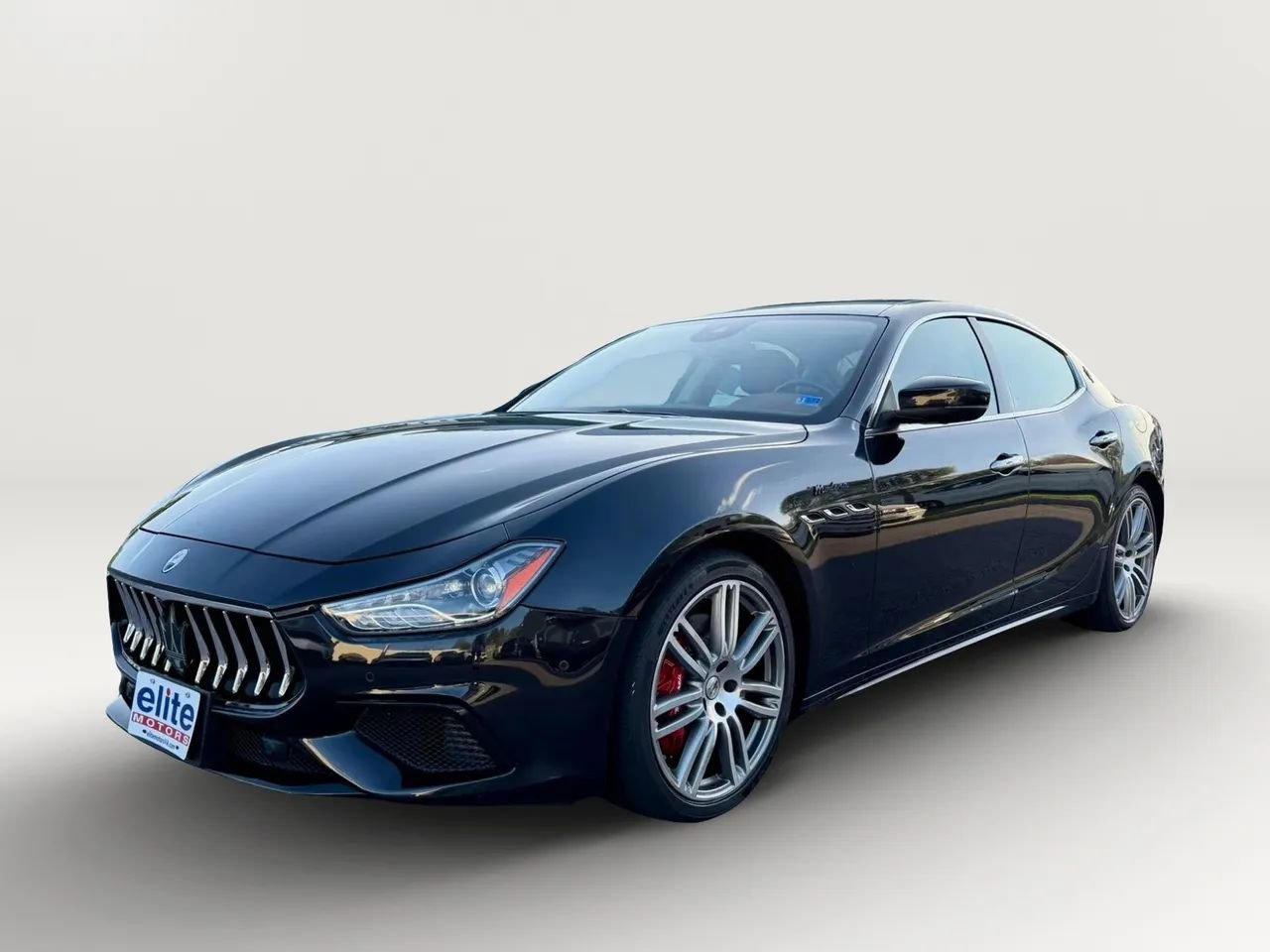 Used 2022 Maserati Ghibli Modena Q4 AWD/4WD image 3