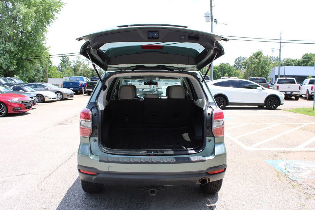 Used 2016 Subaru Forester 2.5i Limited w/ Protection Package #2 AWD/4WD image 9