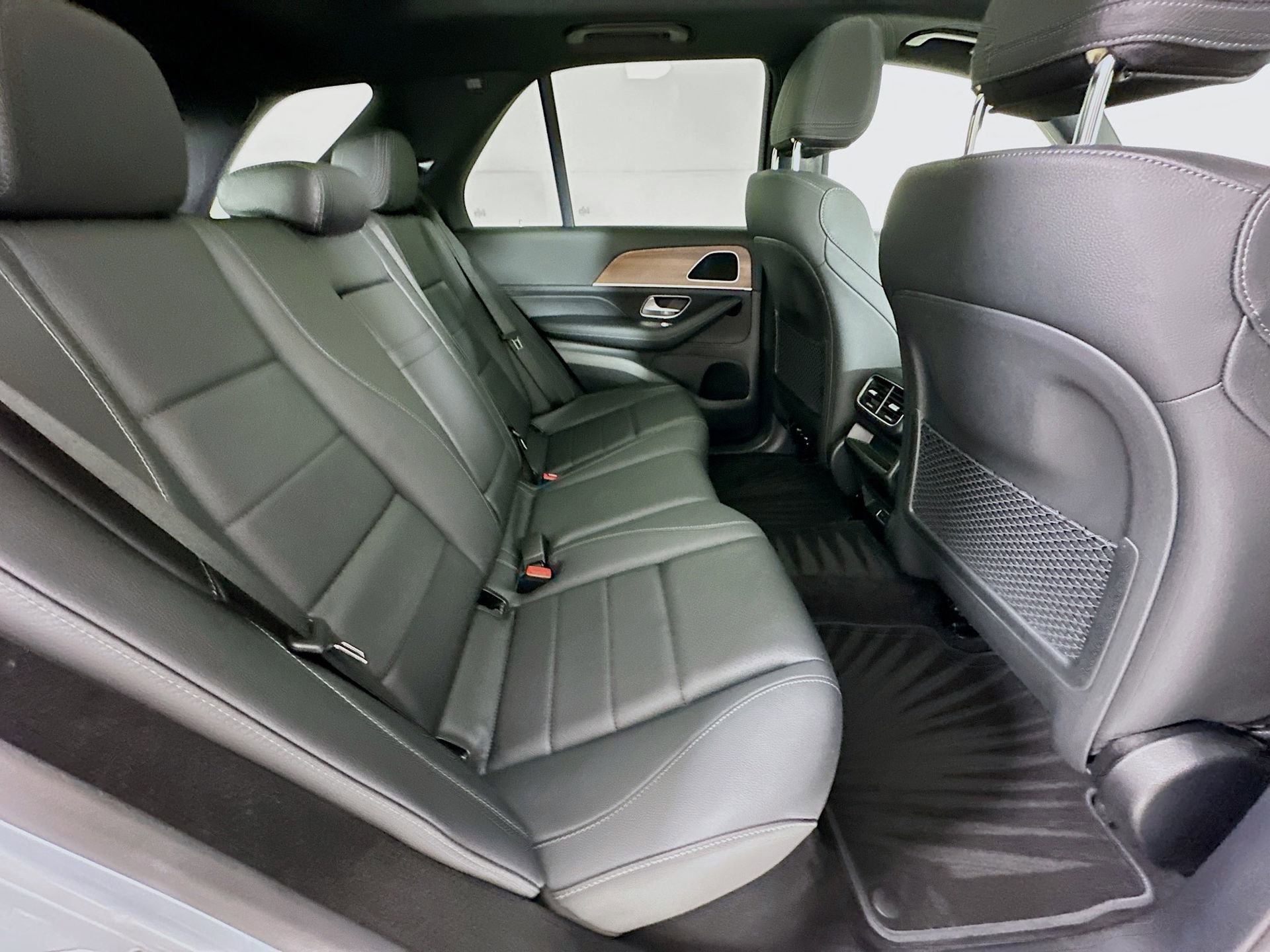 Used 2025 Mercedes-Benz GLE 350 4MATIC image 30