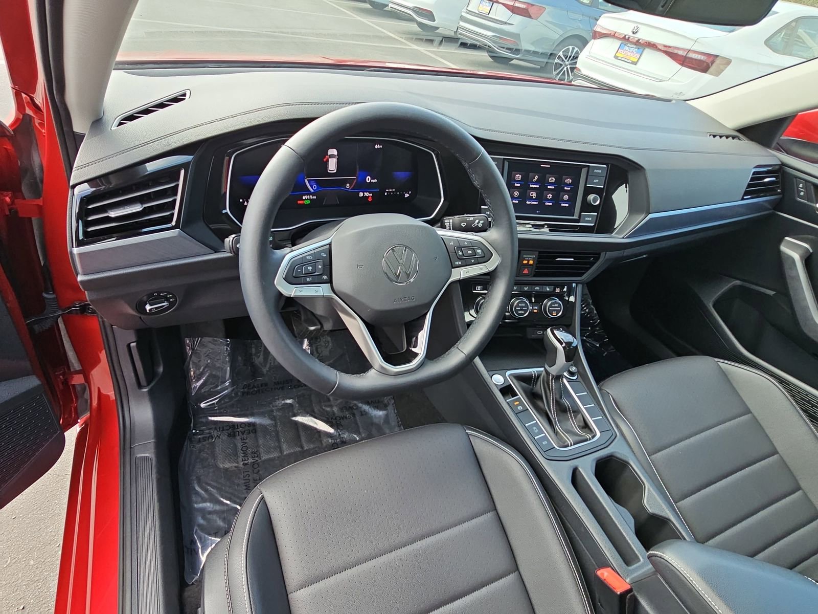 Used 2024 Volkswagen Jetta SE w/ Panoramic Sunroof Package FWD image 15