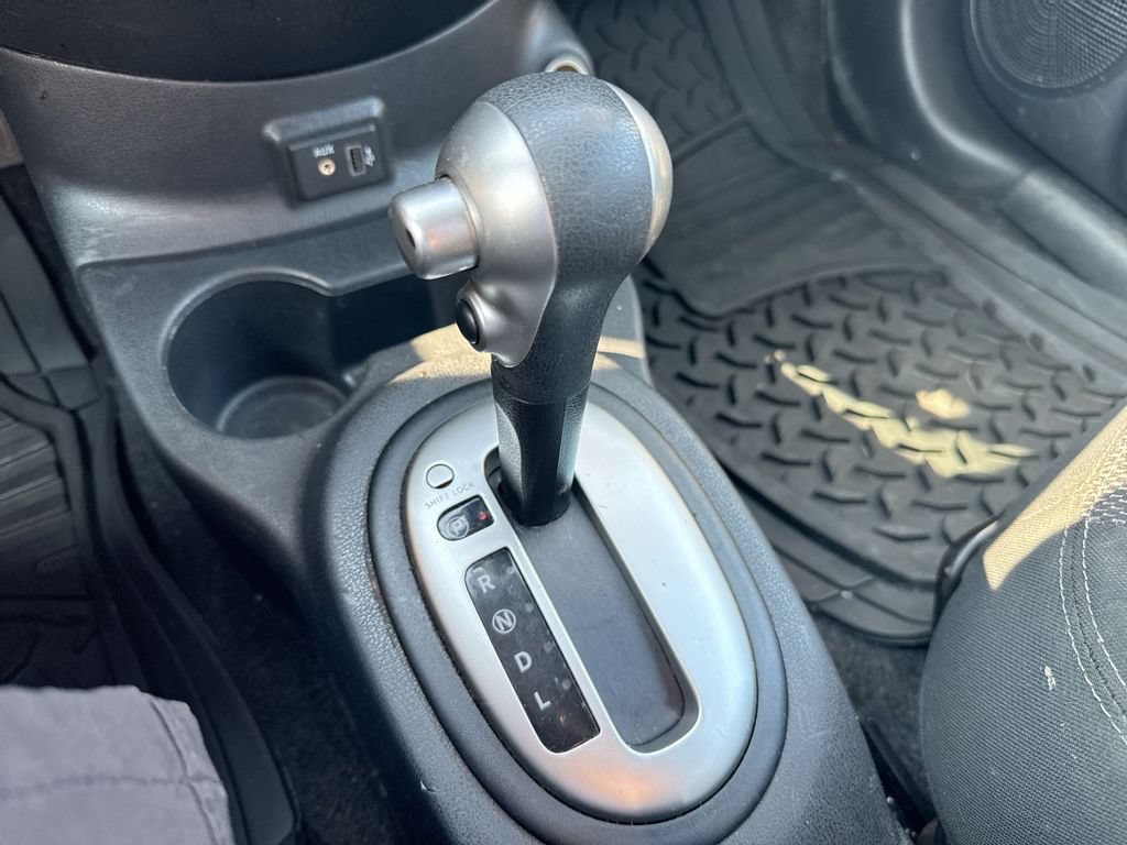 Used 2018 Nissan Versa SV w/ SV Special Edition Package FWD image 16