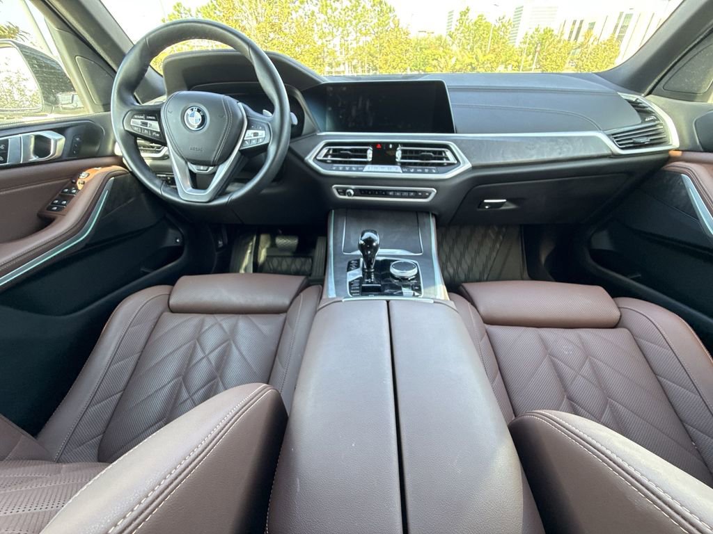 Used 2023 BMW X5 xDrive45e w/ Parking Assistance Package image 19