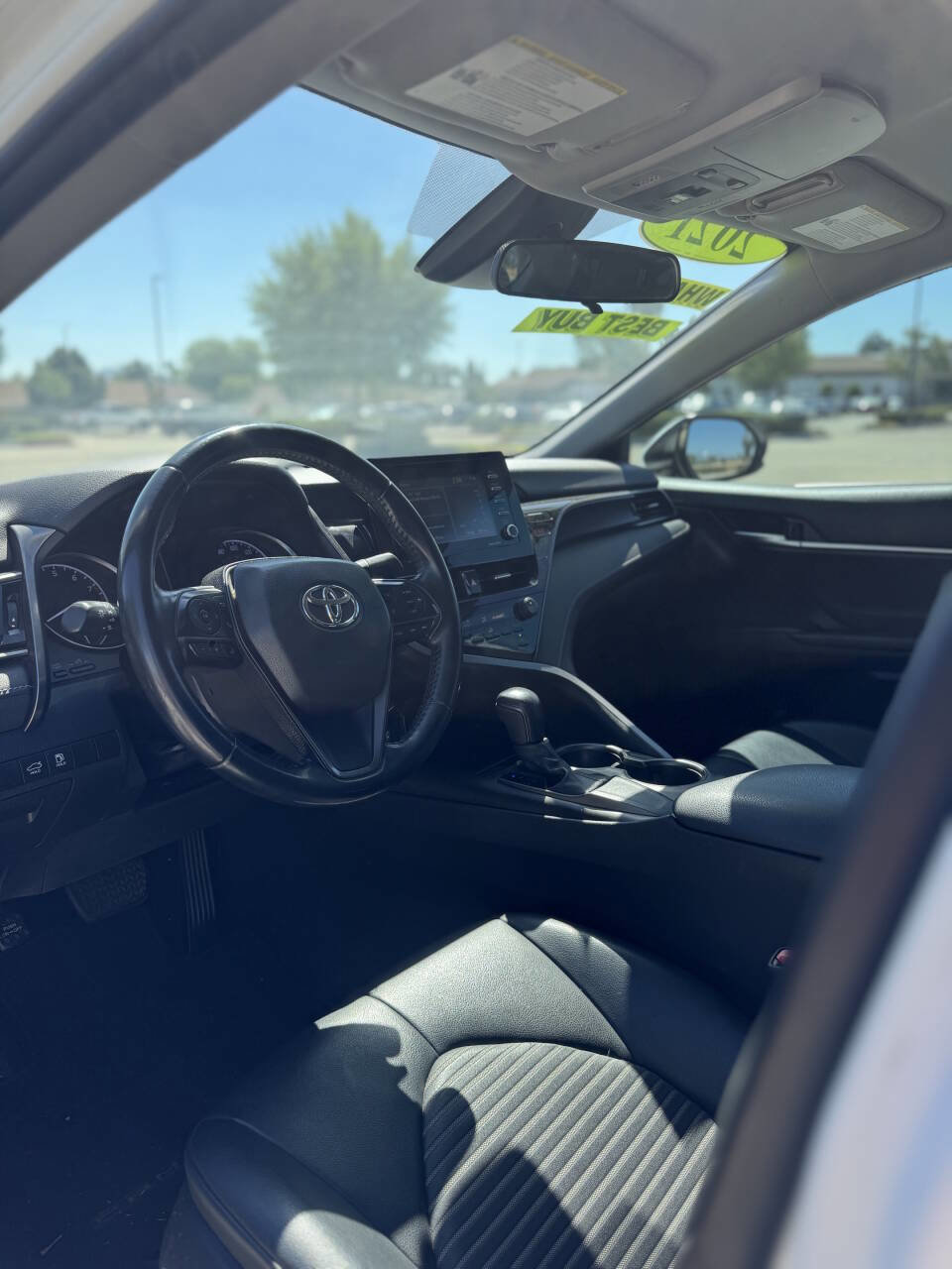 Used 2021 Toyota Camry SE image 9