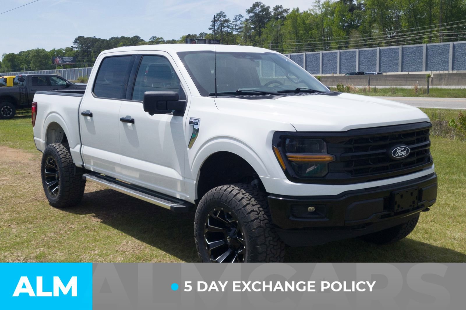 Used 2024 Ford F150 XLT AWD/4WD image 4