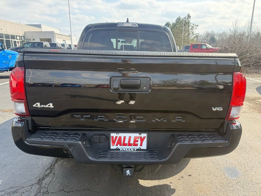Used 2023 Toyota Tacoma SR image 4