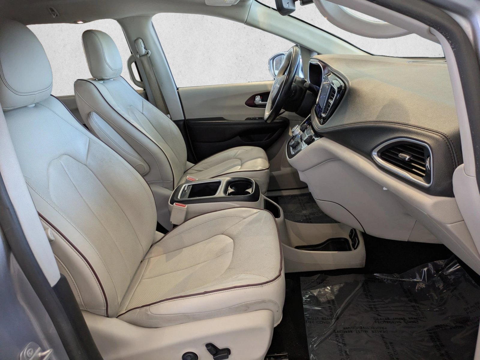 Used 2019 Chrysler Pacifica Limited FWD image 21