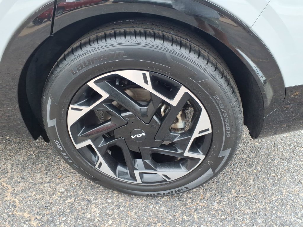 Used 2024 Kia Sportage SX FWD image 23