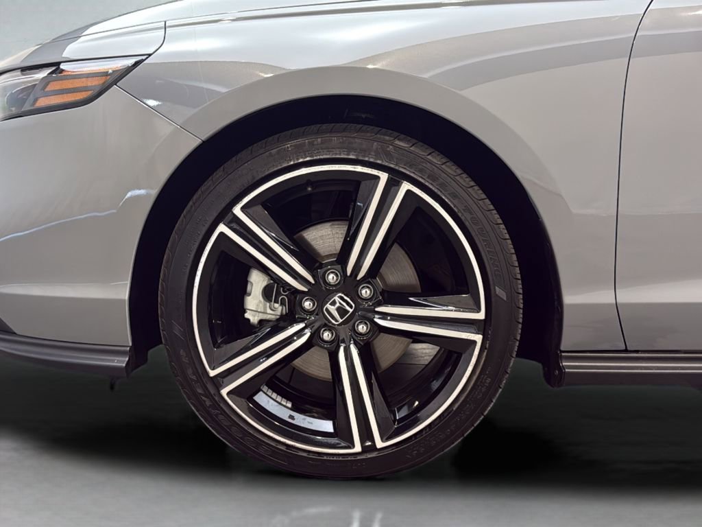 Certified 2023 Honda Accord Sport image 30