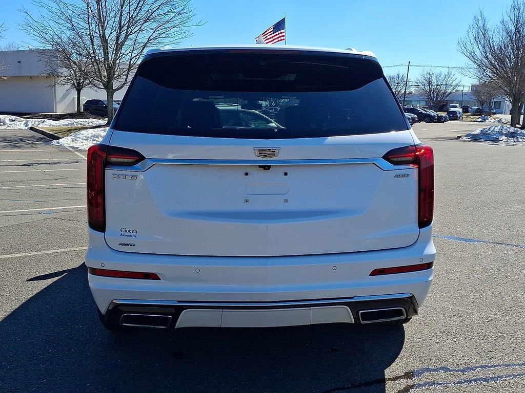 Used 2021 Cadillac XT6 Premium Luxury image 8