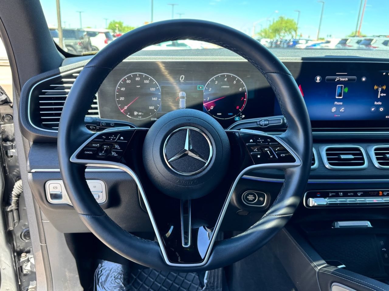 Used 2025 Mercedes-Benz GLE 350 4MATIC w/ AMG Line Exterior image 18