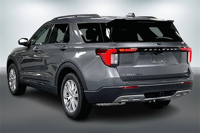 New 2026 Ford Explorer Active w/ Active Comfort Package image 4