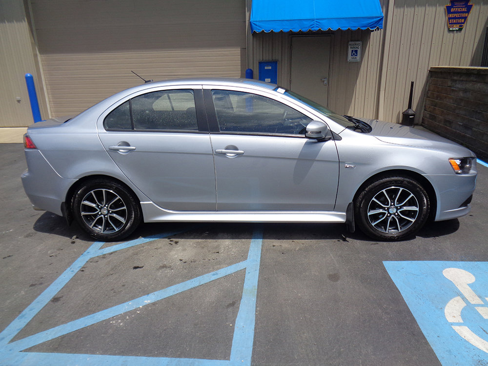 Used 2015 Mitsubishi Lancer SE image 11