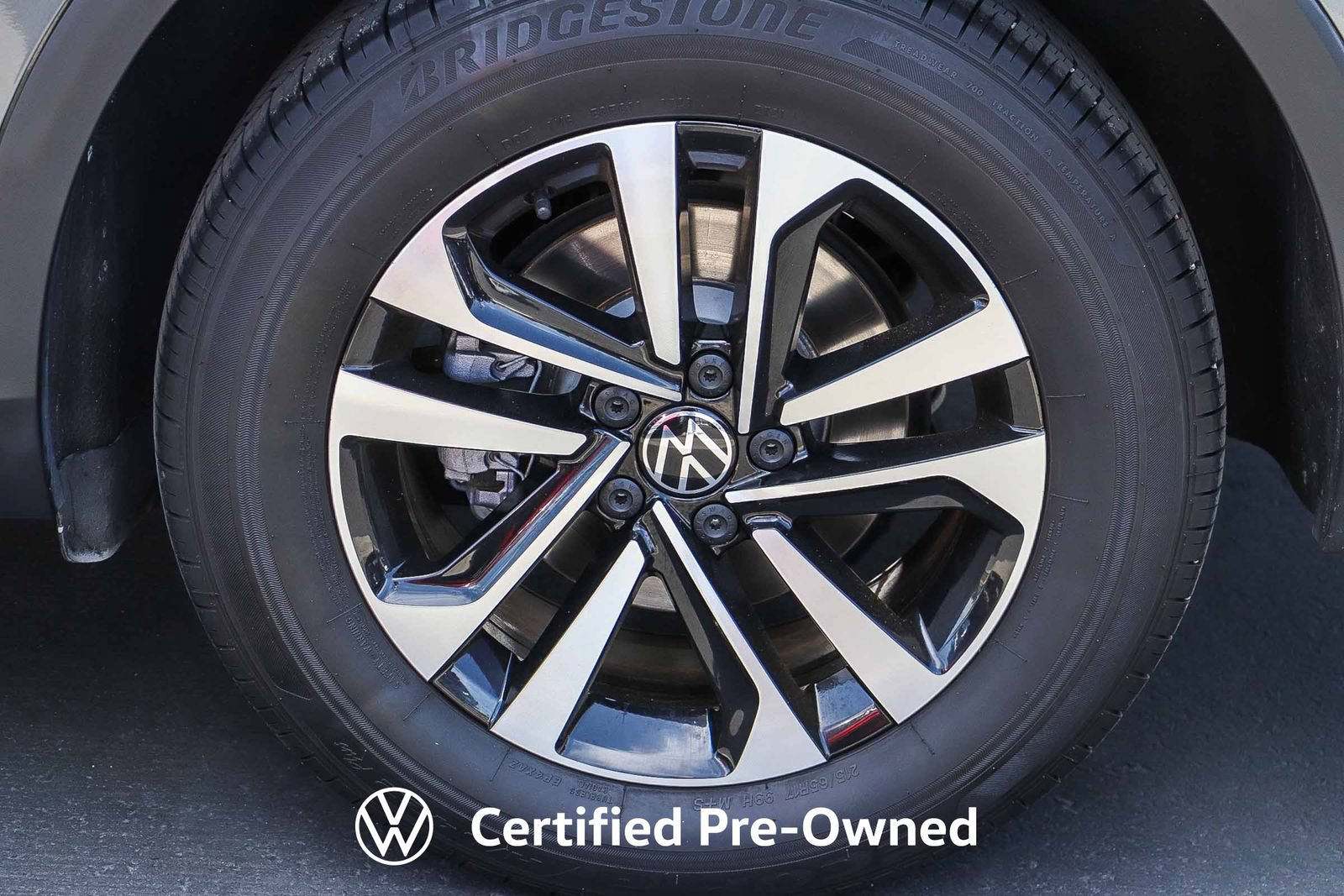 Used 2024 Volkswagen Tiguan S FWD image 13