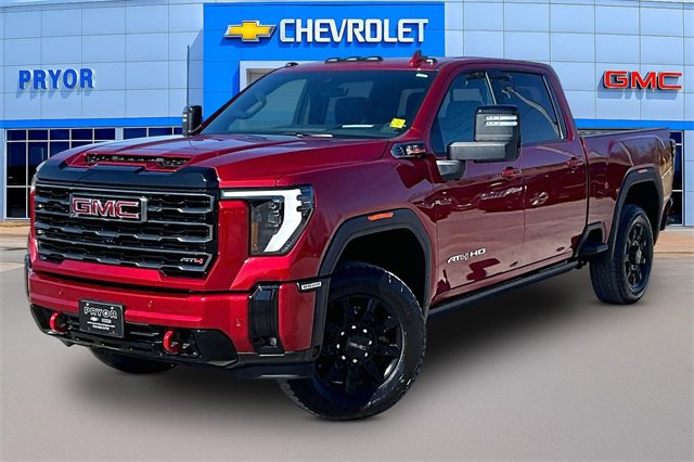 Used 2025 GMC Sierra 3500 AT4 w/ AT4 Premium Plus Package image 3