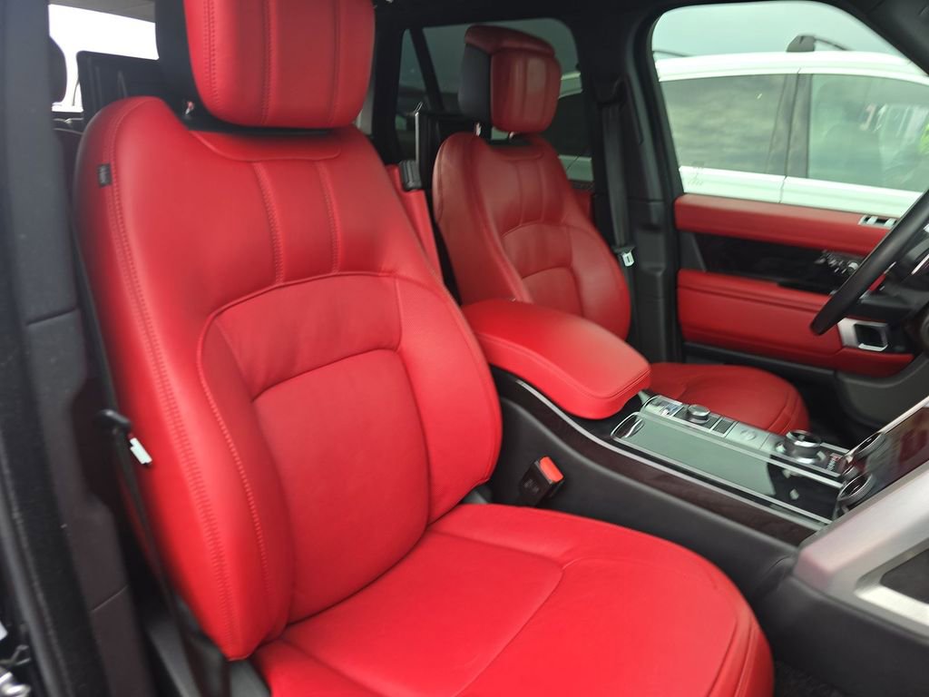Used 2020 Land Rover Range Rover Autobiography image 3