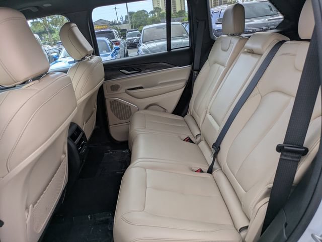 Used 2024 Jeep Grand Cherokee Limited 4xe AWD/4WD image 10