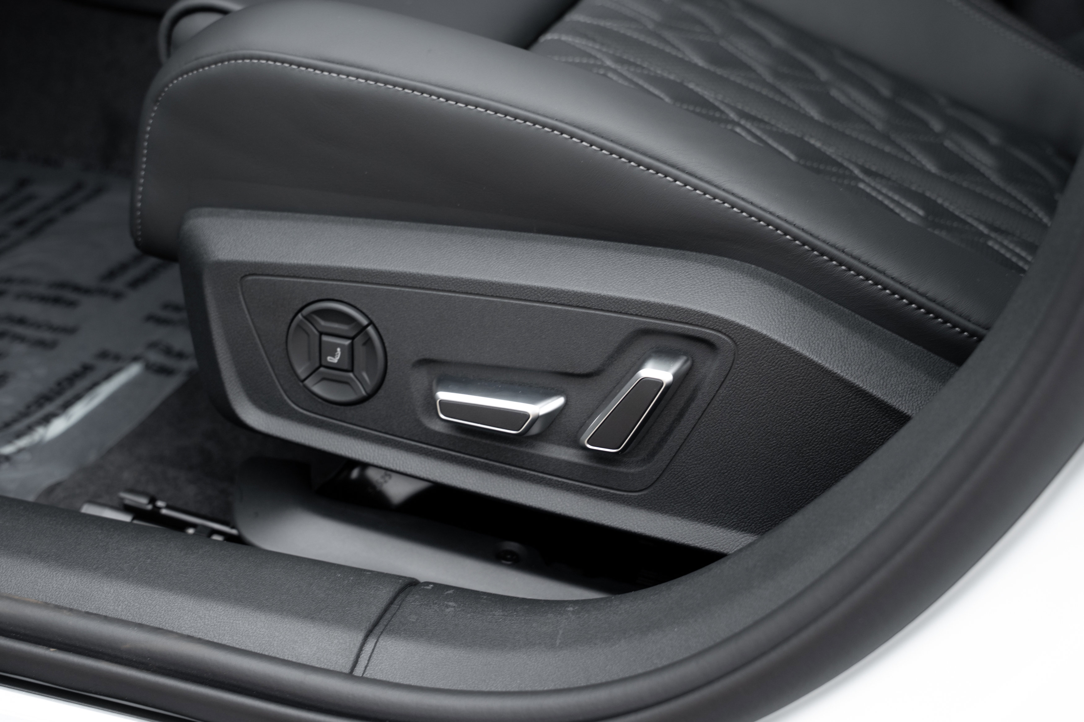 New 2025 Audi S5 Premium Plus image 24