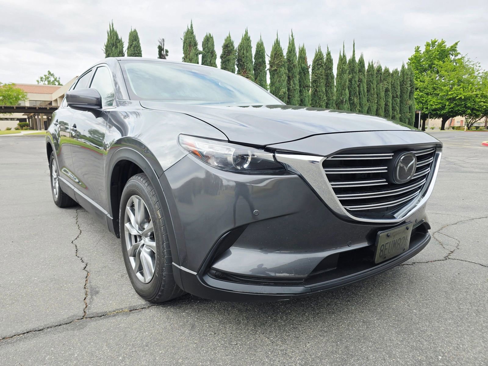 Used 2018 MAZDA CX-9 Touring w/ Touring Premium Package FWD image 1