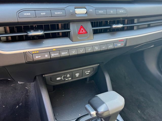 Certified 2025 Kia K4 LX image 20