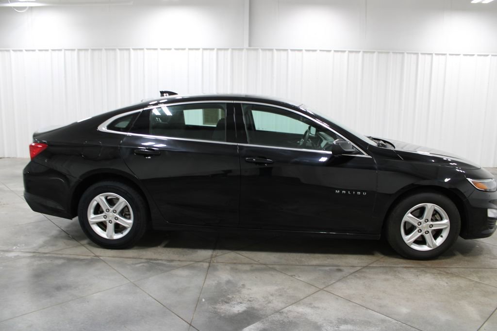 Used 2023 Chevrolet Malibu LT image 11
