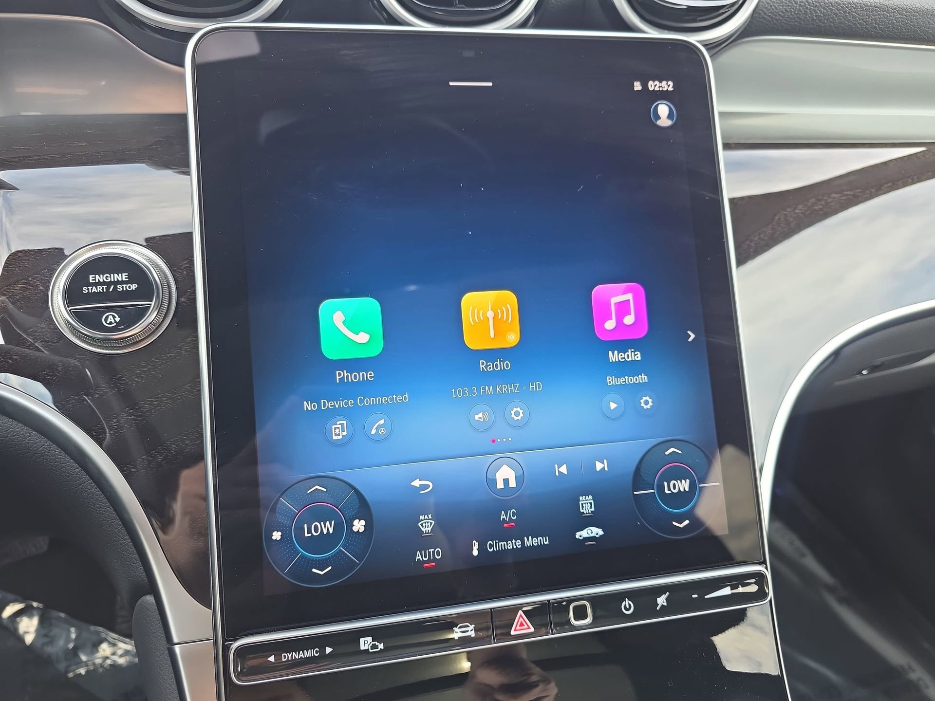 Certified 2025 Mercedes-Benz GLC 300 4MATIC image 21