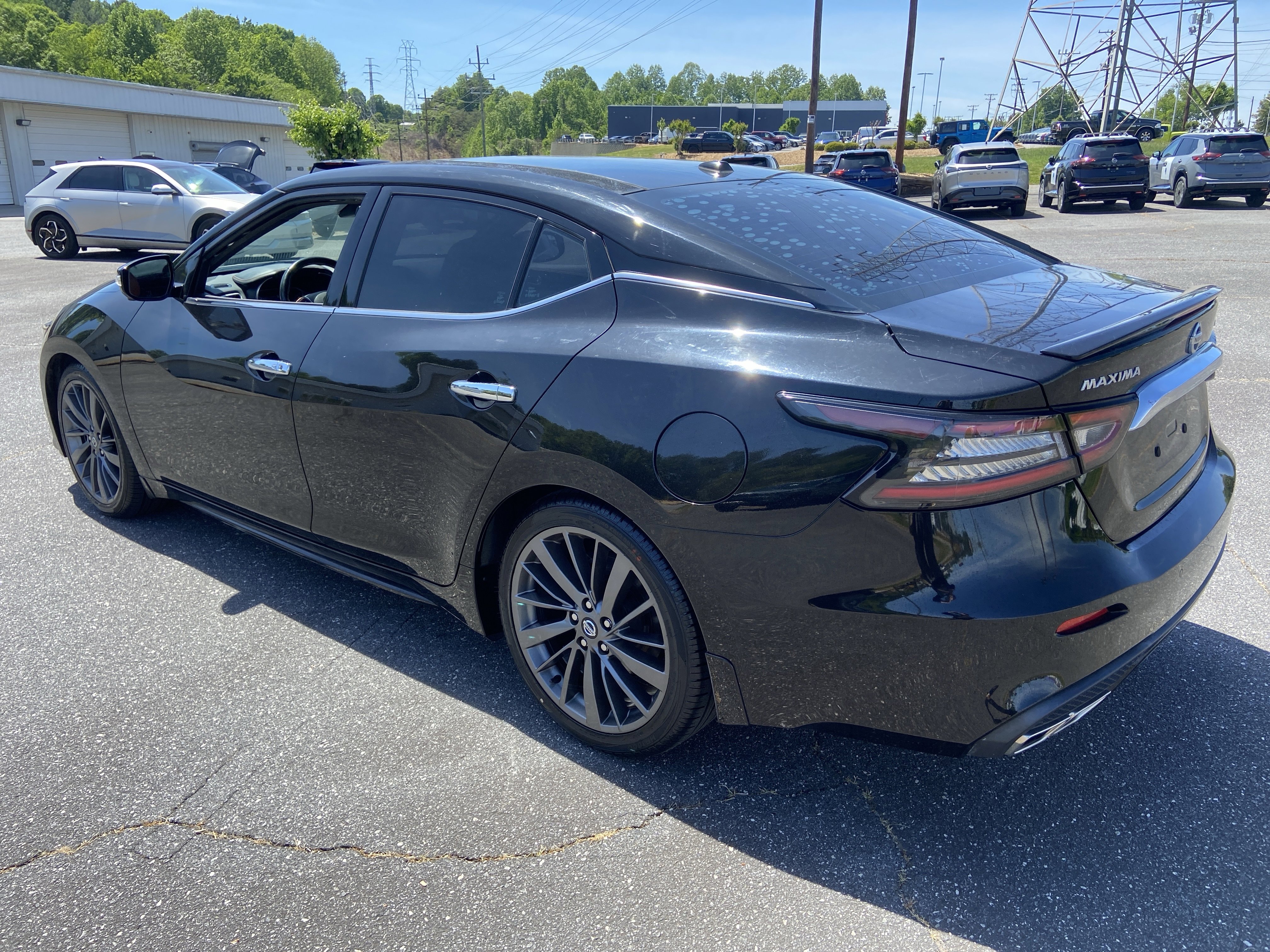 Certified 2020 Nissan Maxima Platinum w/ Reserve Package FWD image 6