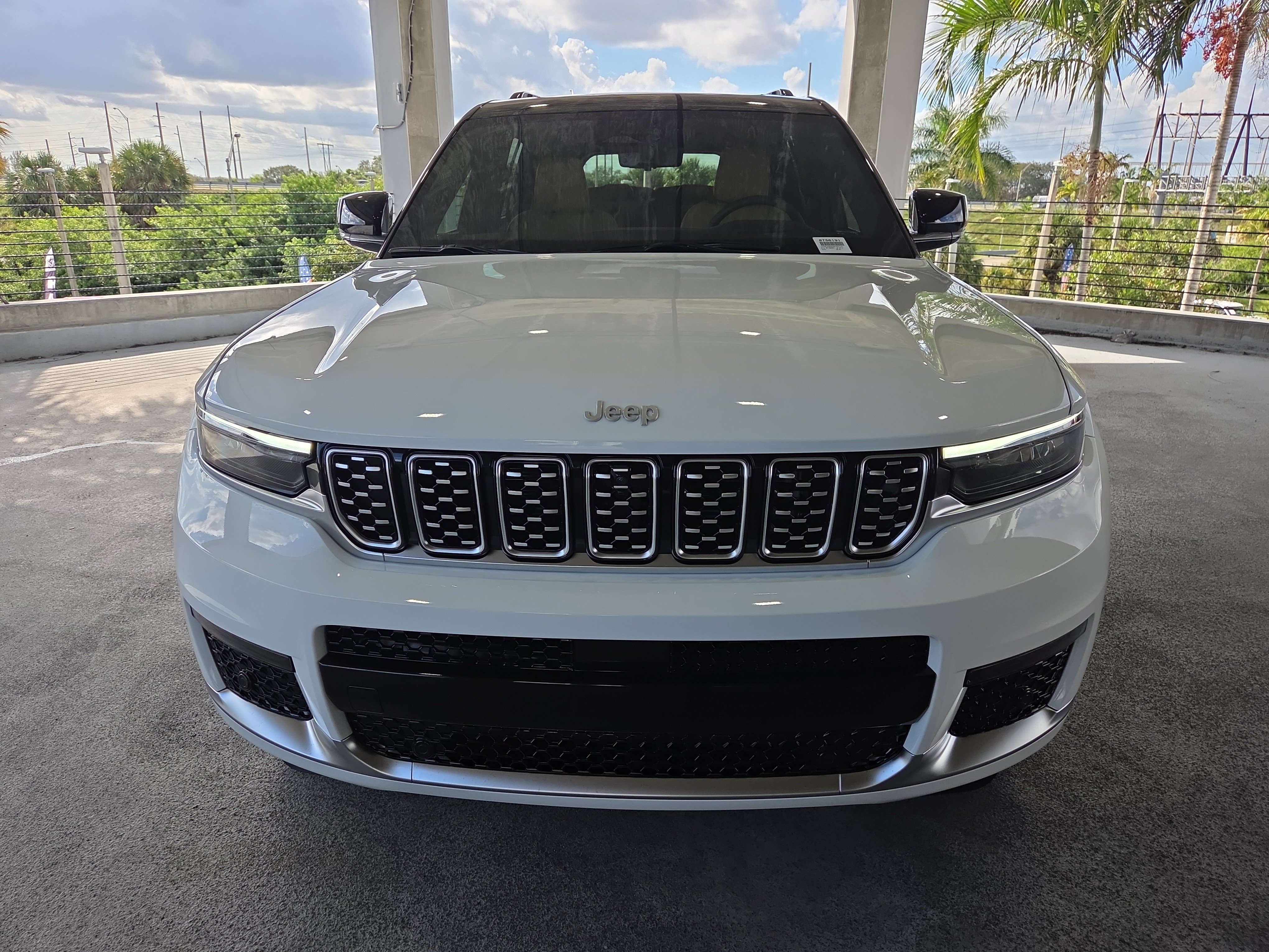New 2025 Jeep Grand Cherokee L Summit AWD/4WD image 3