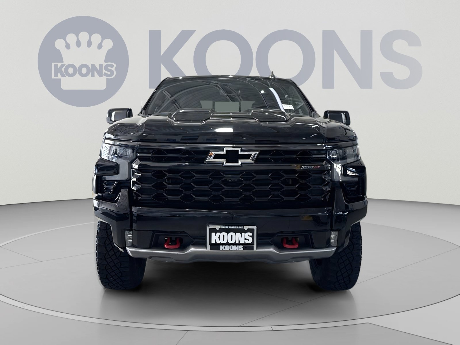 Used 2023 Chevrolet Silverado 1500 ZR2 w/ Technology Package AWD/4WD image 4
