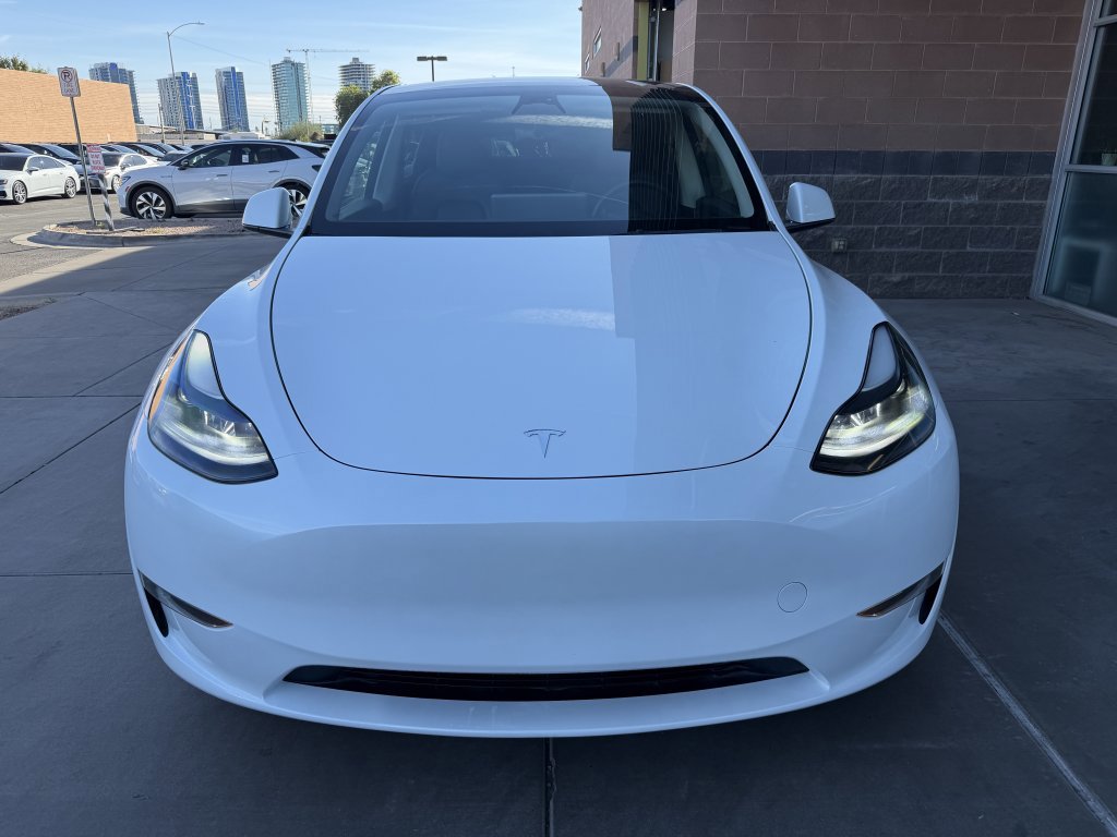 Used 2023 Tesla Model Y Performance image 10