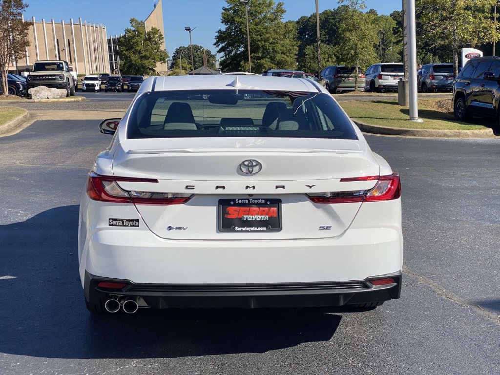 New 2026 Toyota Camry Hybrid FWD image 4