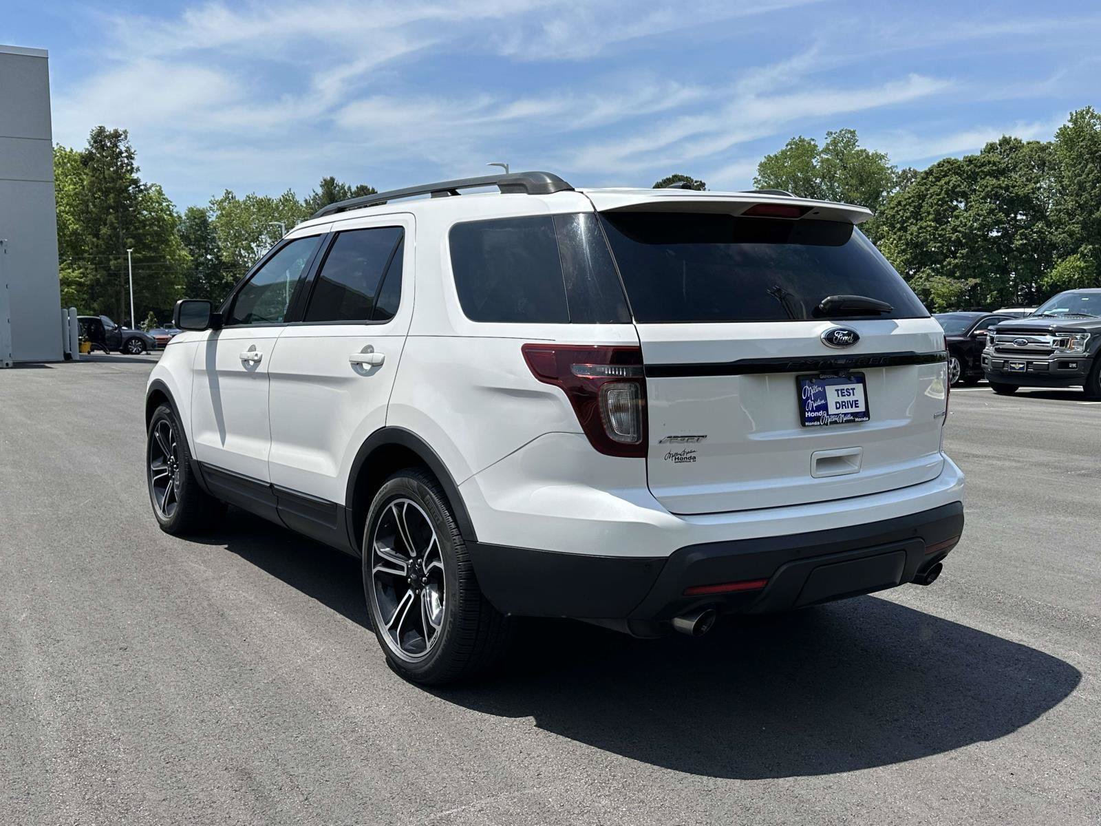 Used 2015 Ford Explorer Sport w/ Equipment Group 401A AWD/4WD image 25