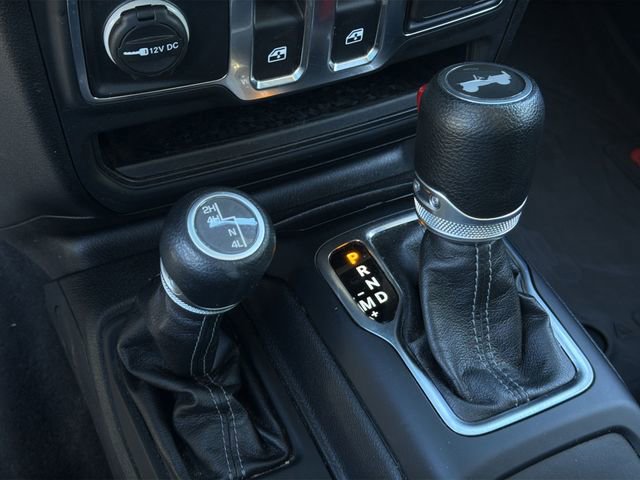 Used 2024 Jeep Wrangler Sport S AWD/4WD image 25