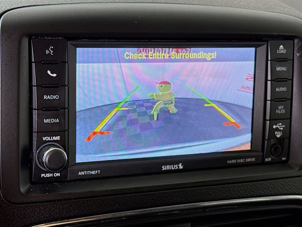Used 2019 Dodge Grand Caravan SE w/ UConnect Hands-Free Group FWD image 6