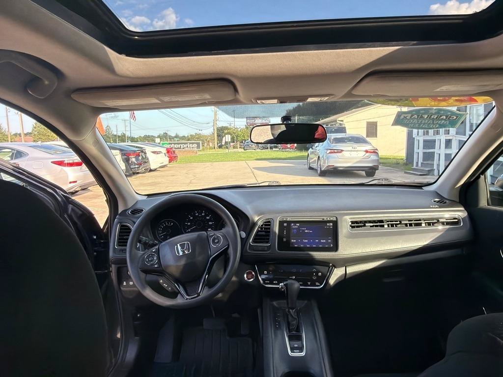Used 2016 Honda HR-V EX image 29