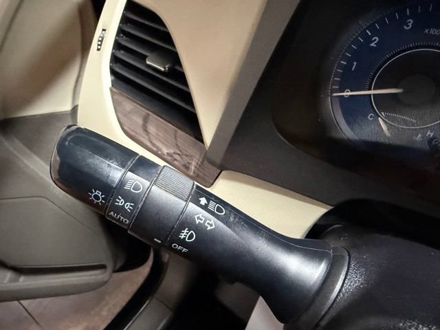 Used 2020 Toyota Sienna XLE FWD image 40