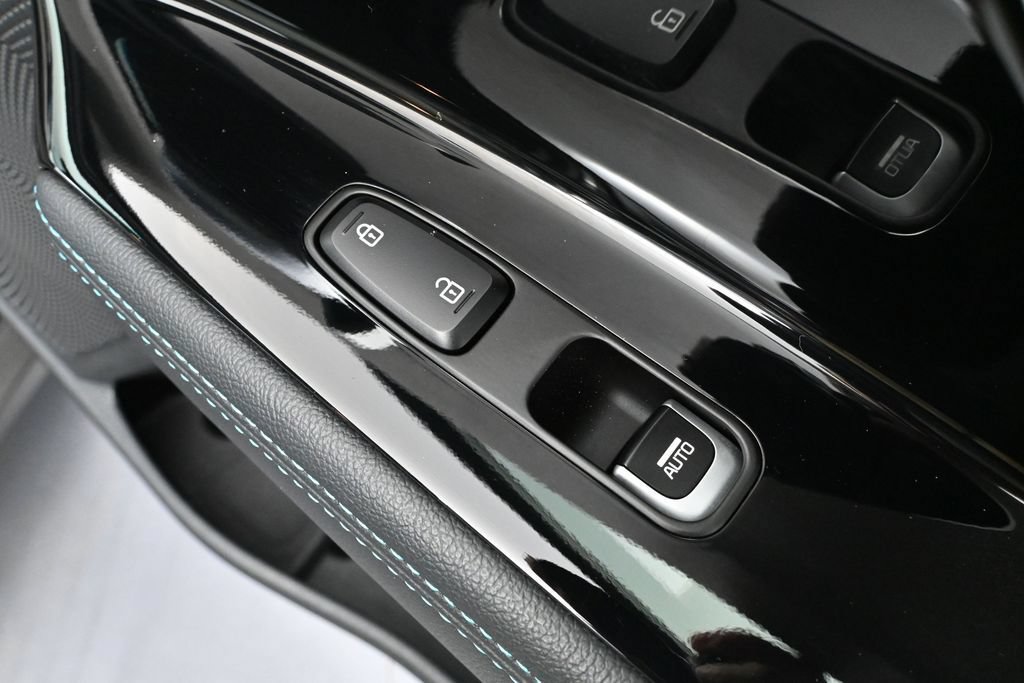 Used 2019 Kia Niro EX FWD image 43