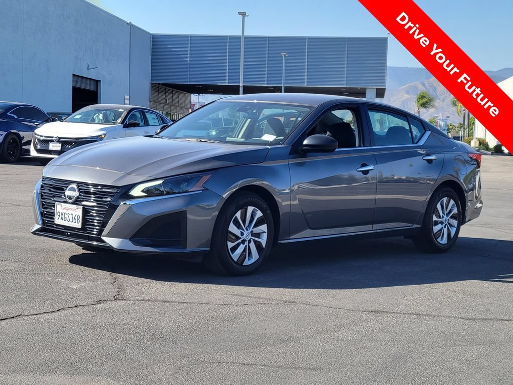 Certified 2025 Nissan Altima 2.5 S FWD image 2