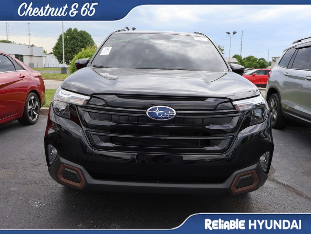 Used 2025 Subaru Forester Sport w/ Popular Package #1 AWD/4WD image 8