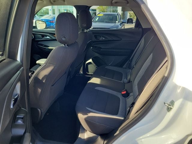 Used 2022 Chevrolet TrailBlazer LT w/ Convenience Package AWD/4WD image 11