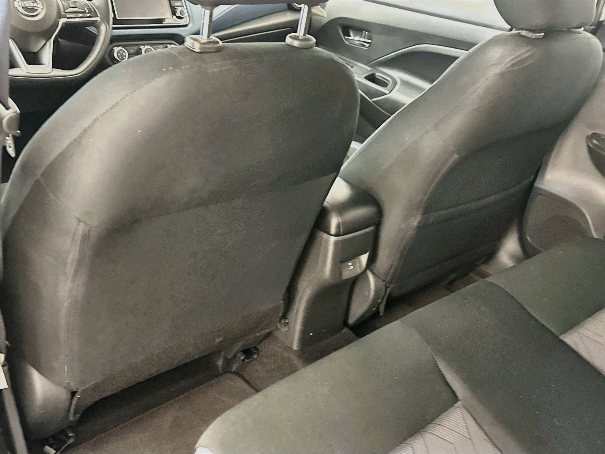 Used 2025 Nissan Versa SV FWD image 27