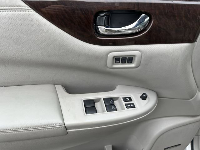 Used 2012 Nissan Quest LE w/ Value Cargo Pkg FWD image 16