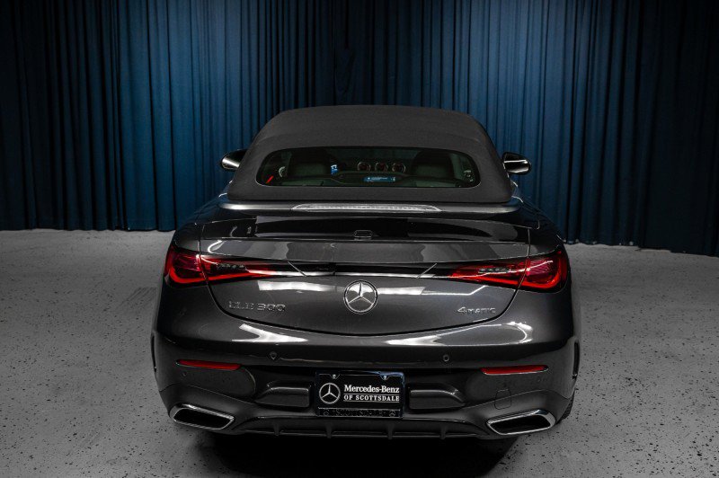 Used 2025 Mercedes-Benz CLE 300 4MATIC Cabriolet image 12