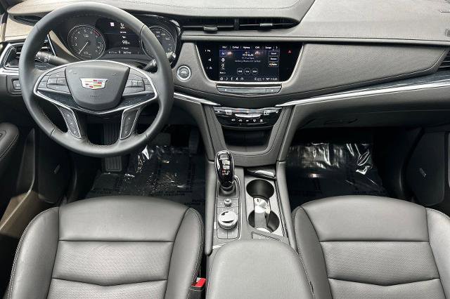 Used 2026 Cadillac XT5 Premium Luxury FWD image 16