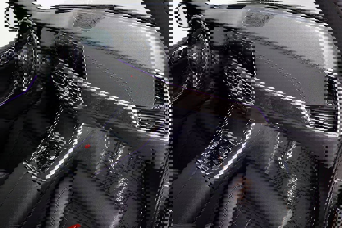 Used 2022 BMW X5 xDrive45e w/ Climate Comfort Package image 40