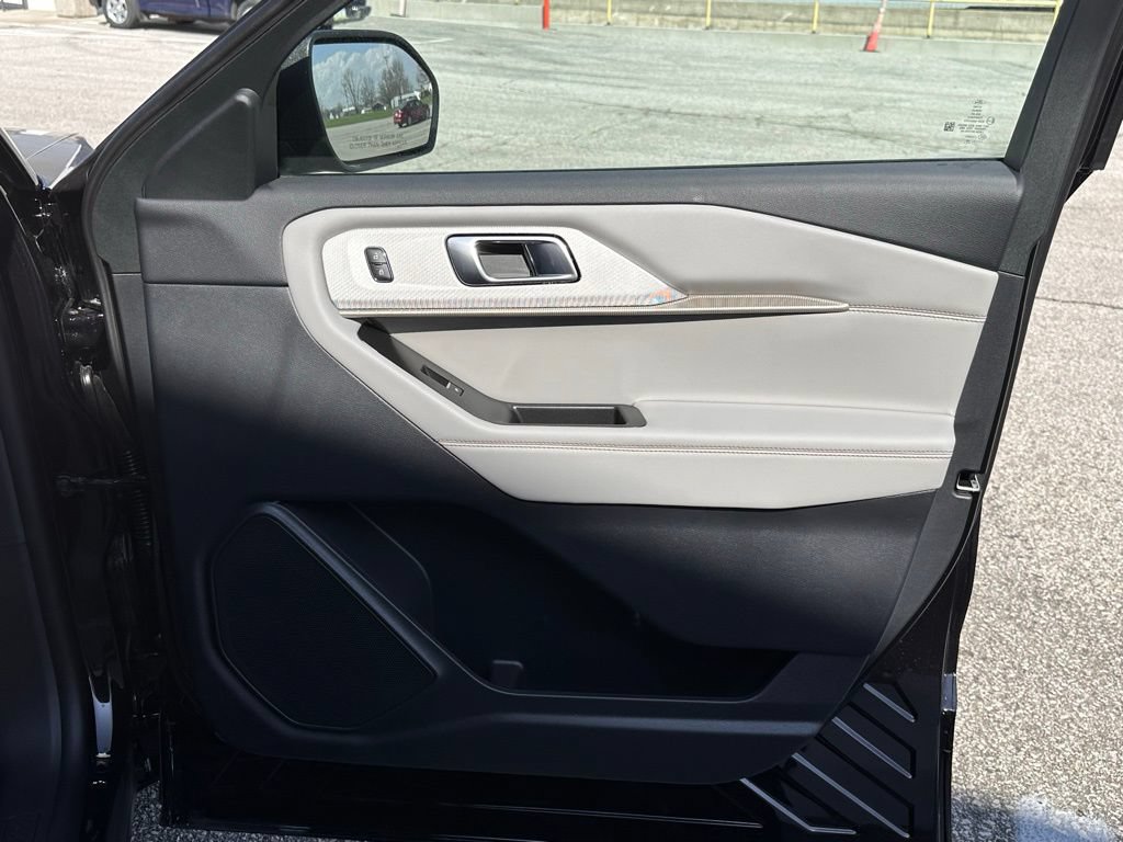 New 2026 Ford Explorer Active w/ Active Comfort Package AWD/4WD image 28