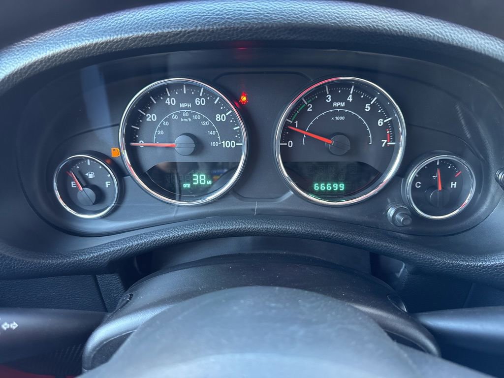 Used 2014 Jeep Wrangler Sport image 17