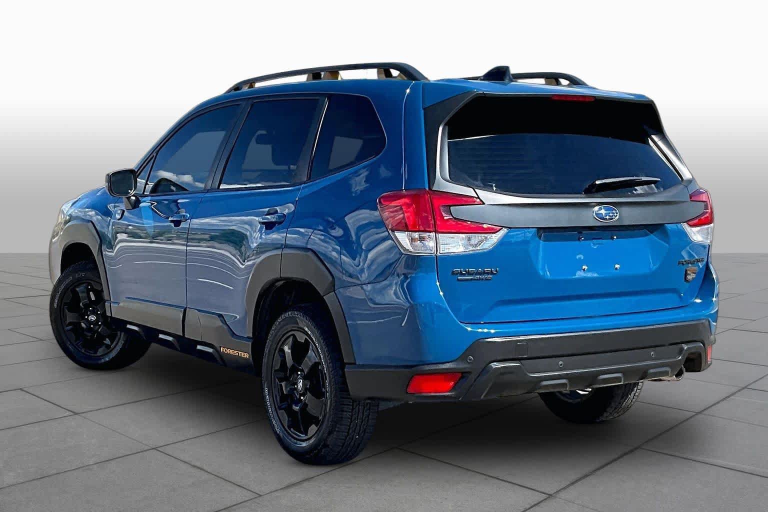 Used 2025 Subaru Forester Wilderness AWD/4WD image 12